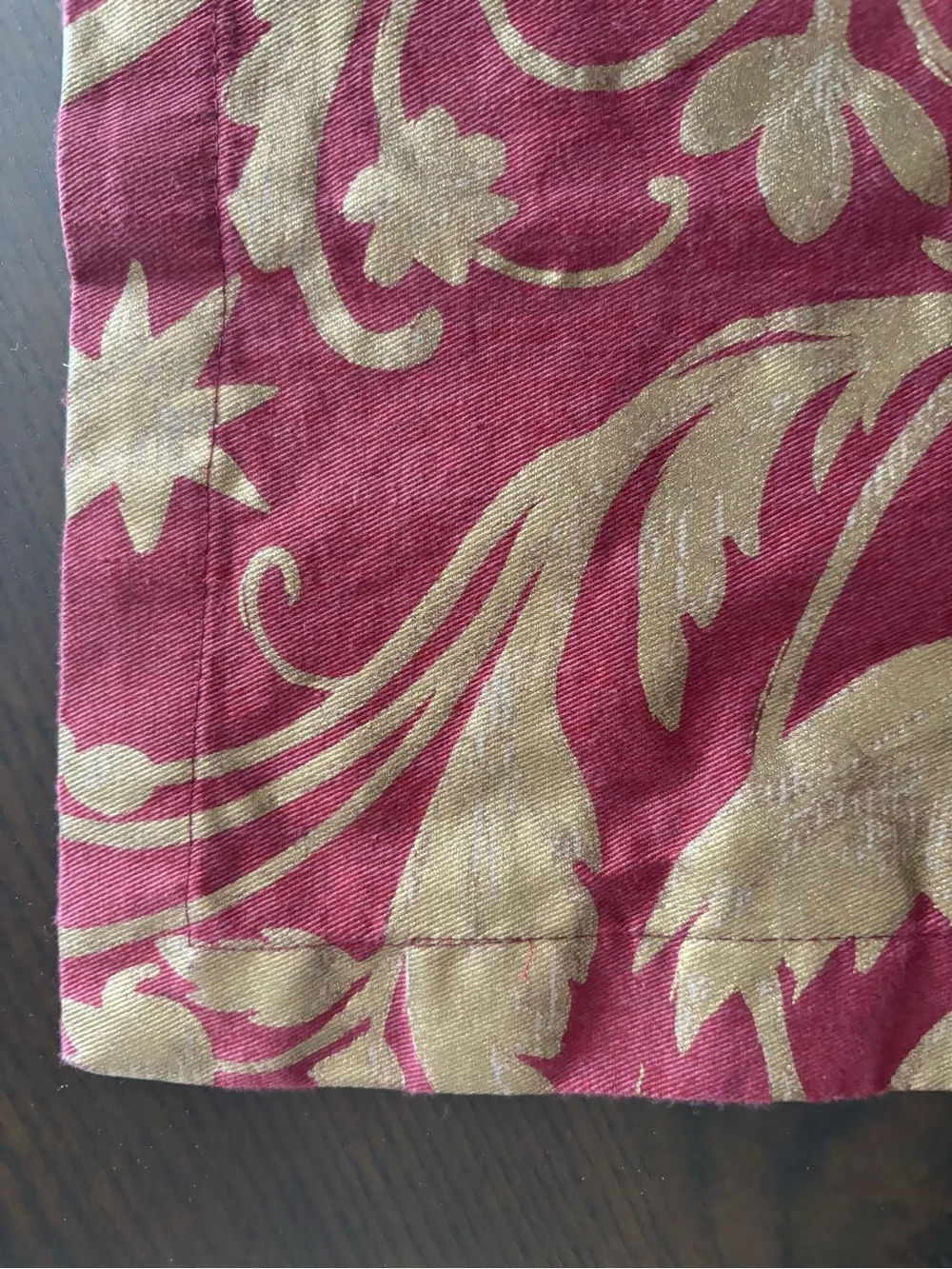 Pottery Barn Set of 6 Red Burgundy Gold Cotton Cloth Dinner Napkins 20